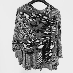 Rapti  100% Cashmere Reversible Buckle Shawl New with Tags